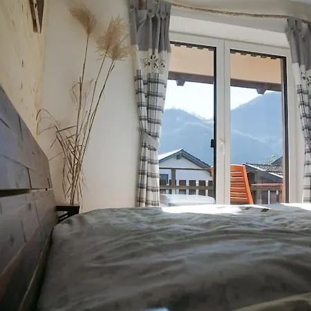 Wohnung Wendelstein Mit Bergblick Im Inntal - Zentral & Ruhig Flintsbach Exterior photo