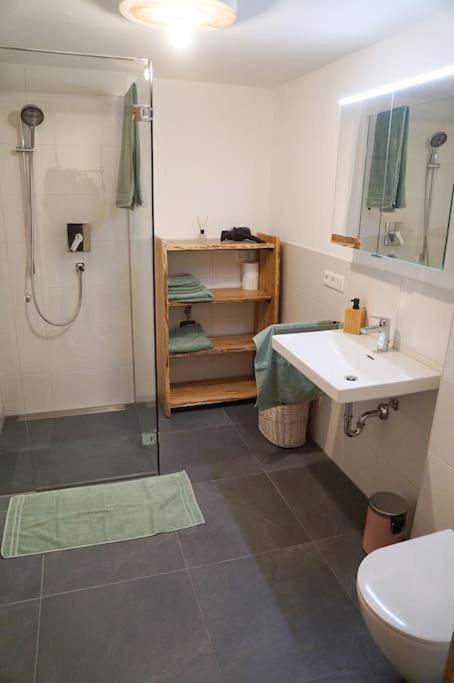 Apartment Wendelstein Mit Bergblick Im Inntal - Zentral & Ruhig Flintsbach